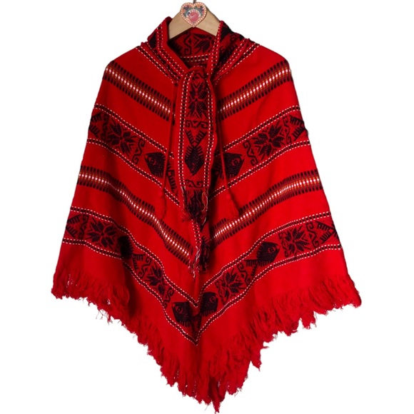 Hippie Poncho Shawl Red Fish Boho StripeGeo Knit Cape Blanket Vintage Fe… - Picture 3 of 12